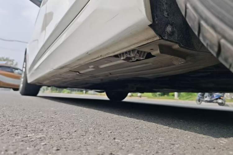 Used BMW 3 Series 2014 320Li Fashion Model Left Side Sill