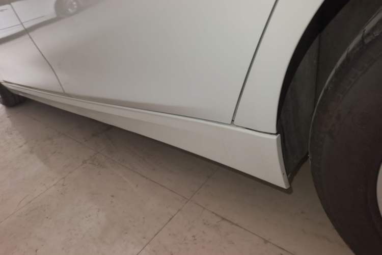 Used BMW 3 Series 2014 320Li Fashion Model Left Side Sill