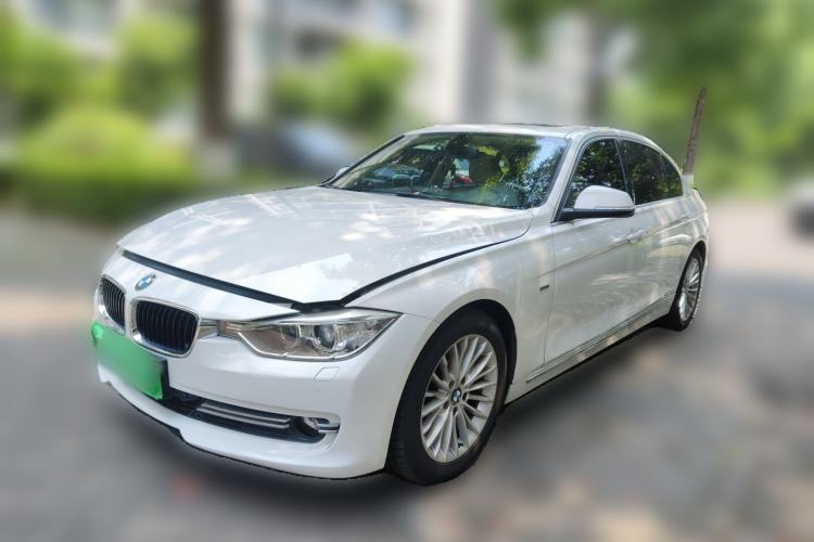 Used BMW 3 Series 2014 320Li Luxury Design Package Guazi used car, China used car export, Used car for sale, Used BMW cars, Cheapest cars for sale