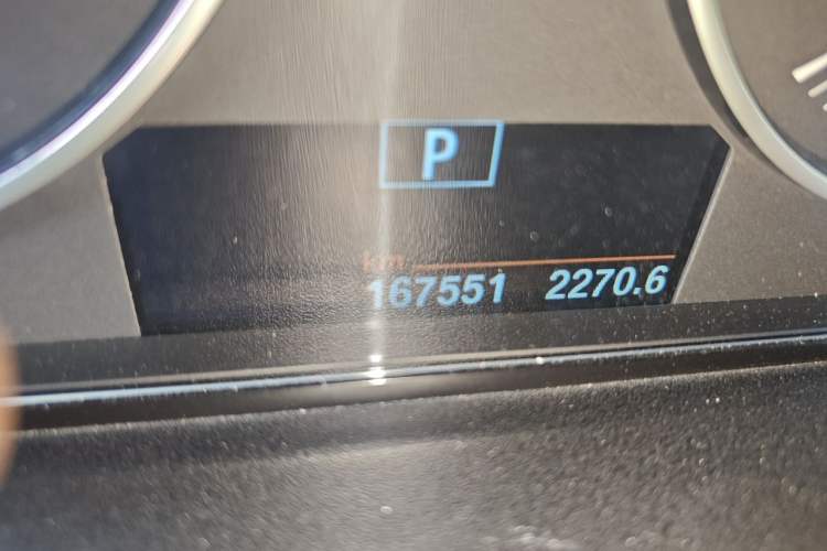 Used BMW 3 Series 2014 328Li Fashion Model Odometer Close Up