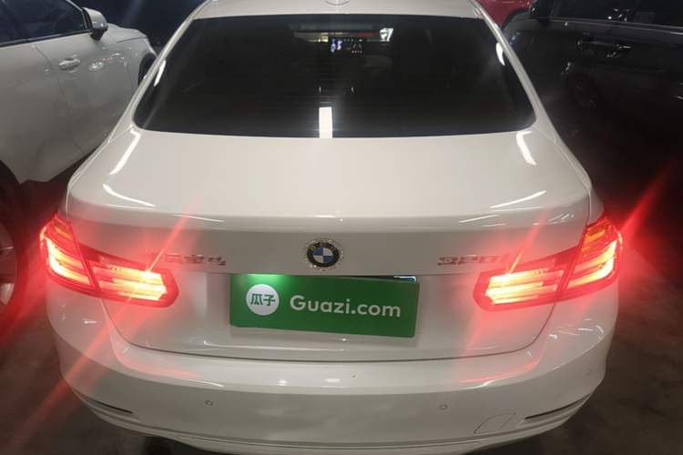 Used BMW 3 Series 2014 320i Sport Edition Rear