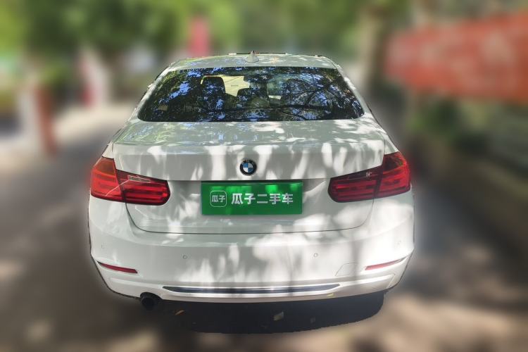 Used BMW 3 Series 2014 320i Sport Design Package Rear