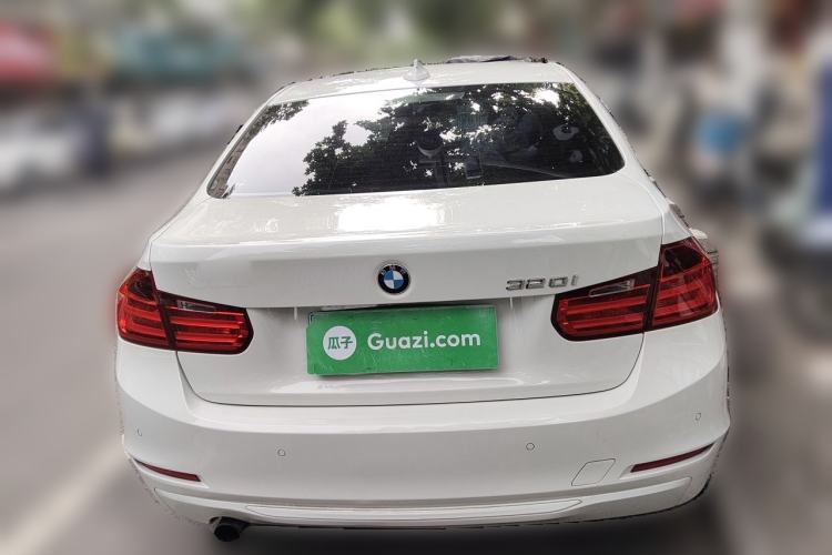 Used BMW 3 Series 2014 320i Sport Edition Rear