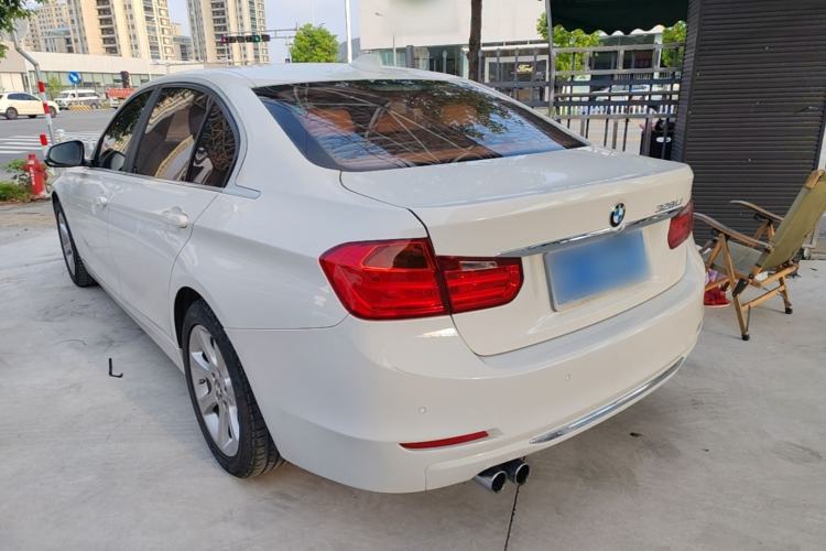 Used BMW 3 Series 2014 328Li Fashion Model Rear Left 45 Deg