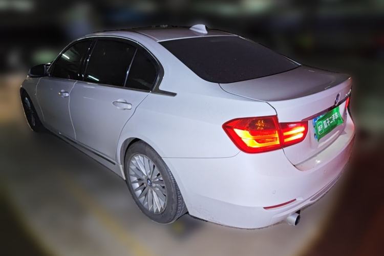 Used BMW 3 Series 2014 320Li Luxury Design Package Rear Left 45 Deg