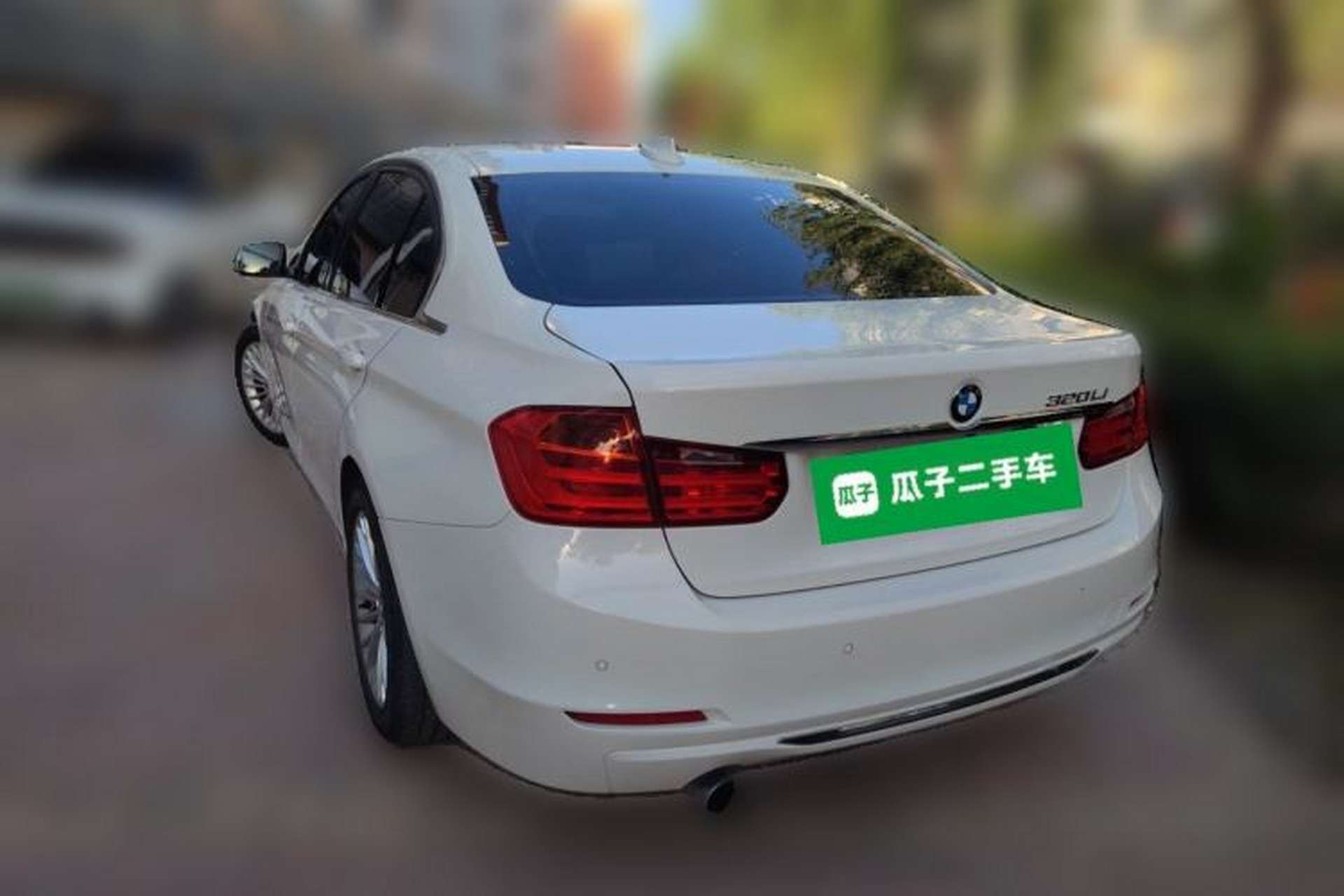 Used BMW 3 Series 2014 320Li Luxury Design Package Rear Left 45 Deg