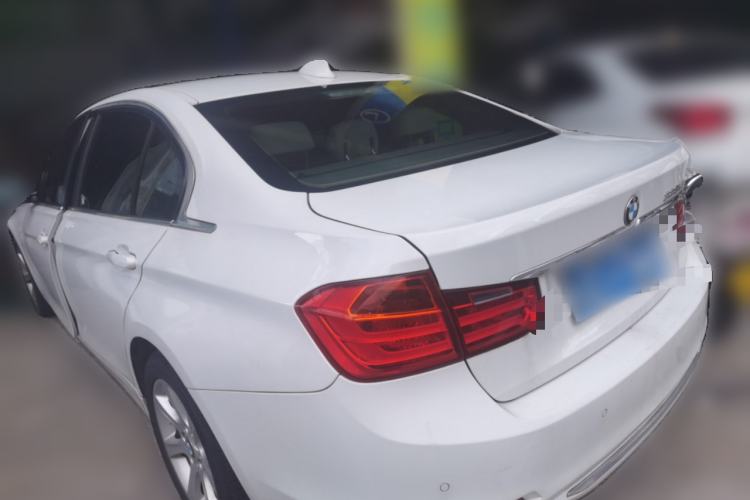 Used BMW 3 Series 2014 328Li Fashion Model Rear Left 45 Deg