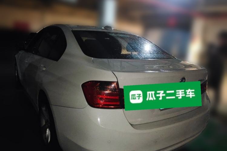 Used BMW 3 Series 2014 320i Active Edition Rear Left 45 Deg