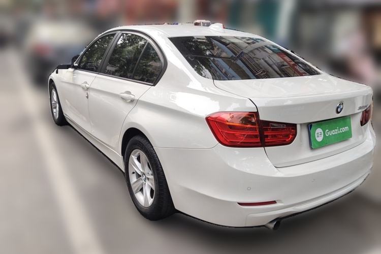 Used BMW 3 Series 2014 320i Sport Edition Rear Left 45 Deg