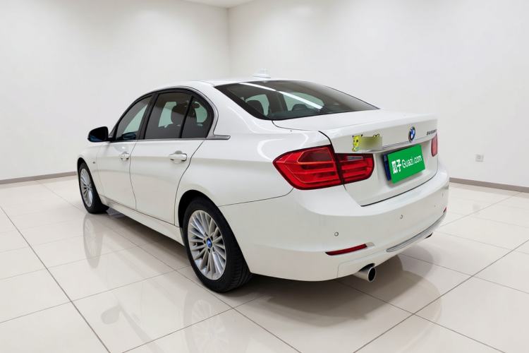 Used BMW 3 Series 2014 320Li Luxury Design Package Rear Left 45 Deg