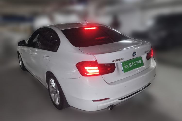 Used BMW 3 Series 2014 320i Sport Design Package Rear Left 45 Deg