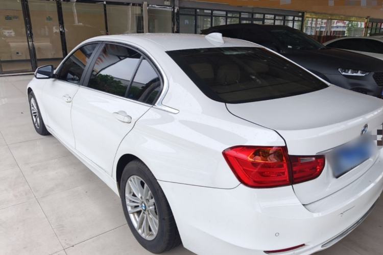Used BMW 3 Series 2014 320Li Fashion Model Rear Left 45 Deg