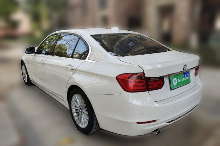 Used BMW 3 Series 2014 320Li Fashion Design Package Rear Left 45 Deg