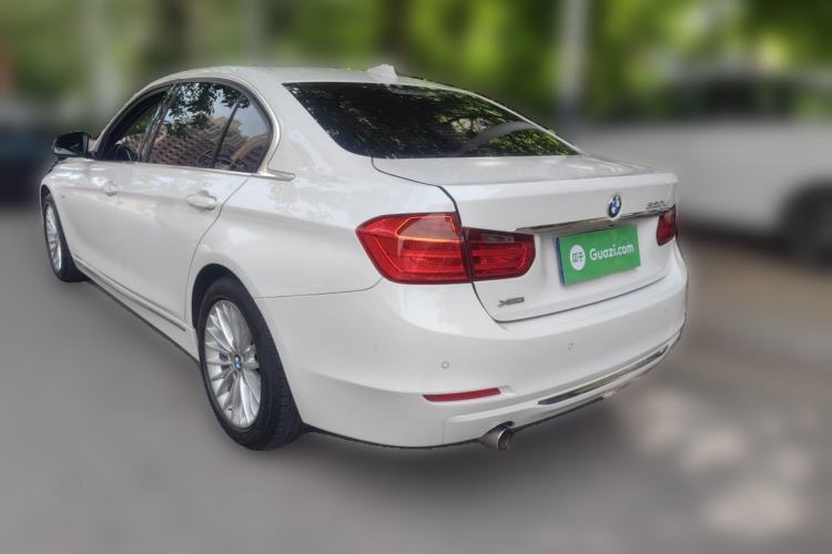 Used BMW 3 Series 2014 320Li Luxury Design Package Rear Left 45 Deg