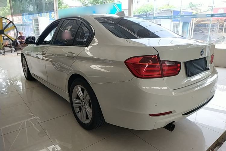 Used BMW 3 Series 2014 320i Sport Design Package Rear Left 45 Deg