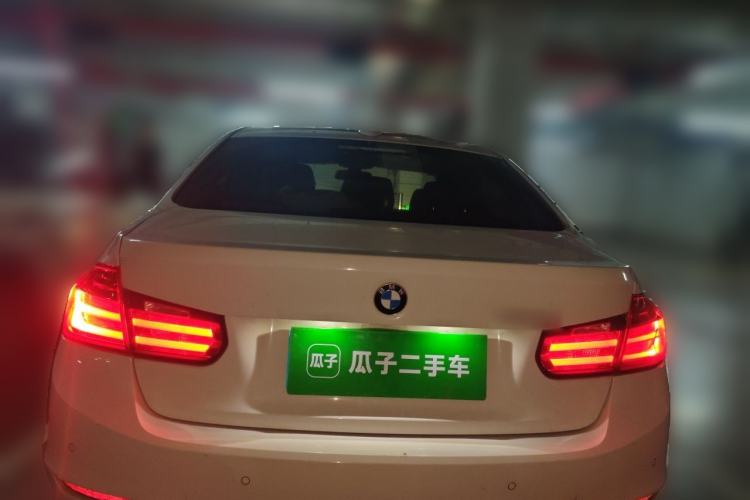 Used BMW 3 Series 2014 320i Sport Edition Rear