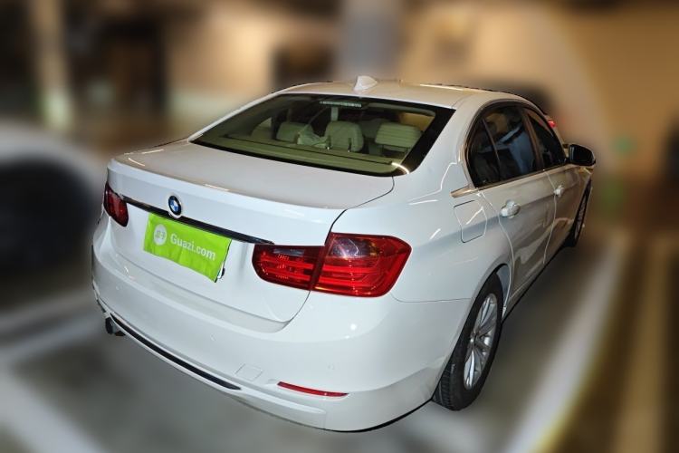Used BMW 3 Series 2014 320Li Fashion Model Rear Right 45 Deg