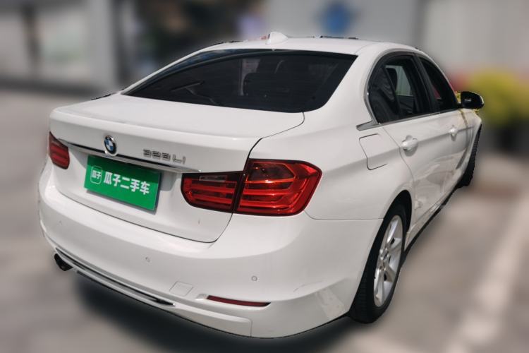 Used BMW 3 Series 2014 328Li Fashion Model Rear Right 45 Deg