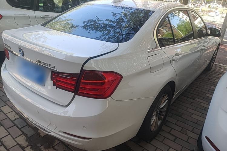 Used BMW 3 Series 2014 320Li Fashion Model Rear Right 45 Deg