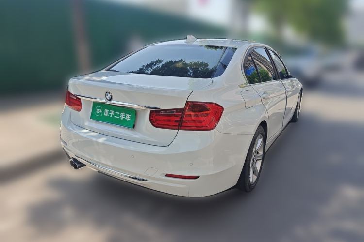 Used BMW 3 Series 2014 328Li Fashion Model Rear Right 45 Deg
