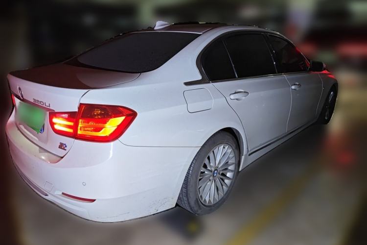 Used BMW 3 Series 2014 320Li Luxury Design Package Rear Right 45 Deg