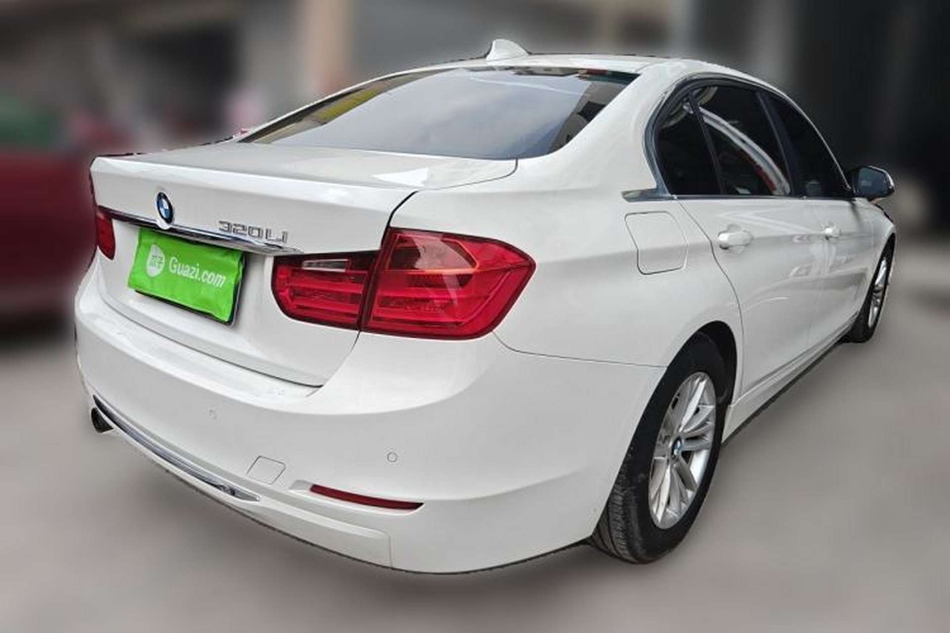 Used BMW 3 Series 2014 320Li Fashion Model Rear Right 45 Deg