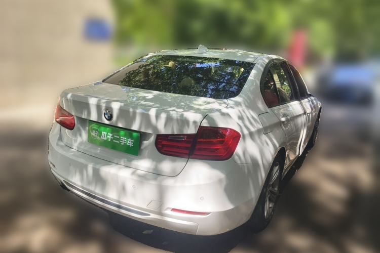 Used BMW 3 Series 2014 320i Sport Design Package Rear Right 45 Deg