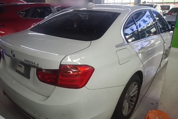Used BMW 3 Series 2014 320Li Fashion Model Rear Right 45 Deg