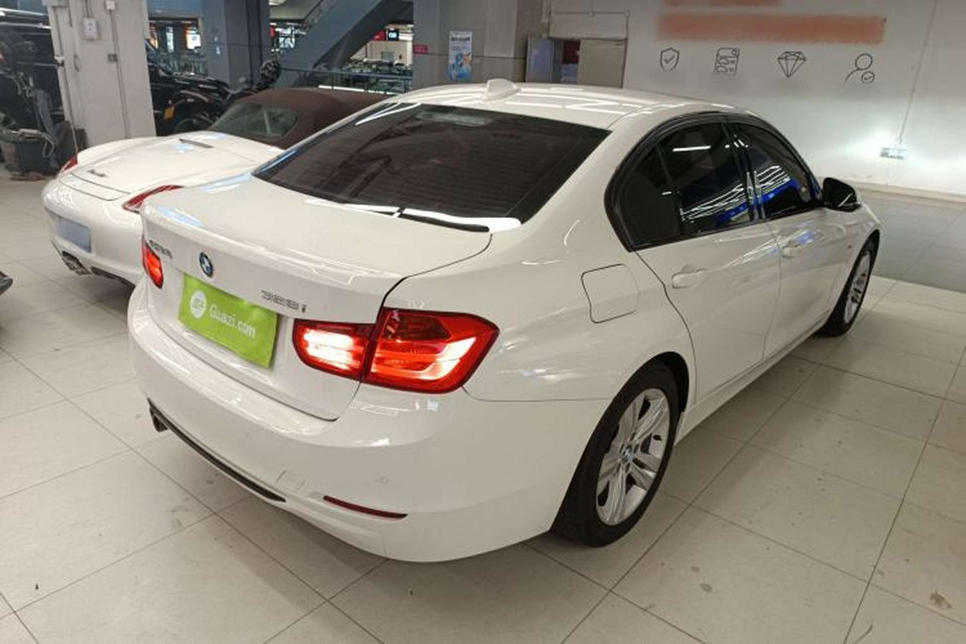 Used BMW 3 Series 2014 328i Sport Design Package Rear Right 45 Deg