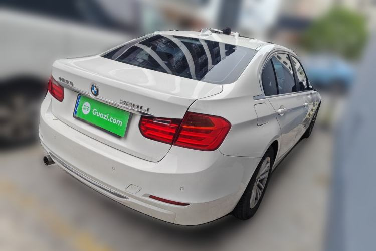 Used BMW 3 Series 2014 320Li Fashion Model Rear Right 45 Deg