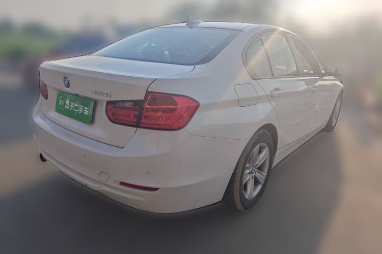 Used BMW 3 Series 2014 320i Sport Edition Rear Right 45 Deg