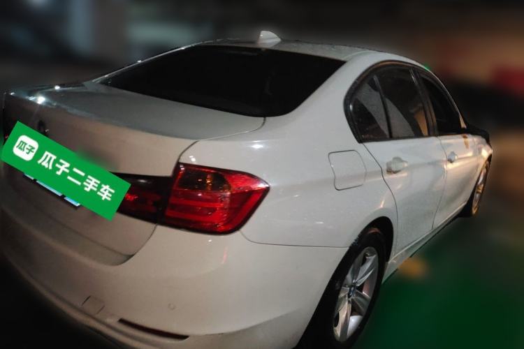 Used BMW 3 Series 2014 320i Active Edition Rear Right 45 Deg