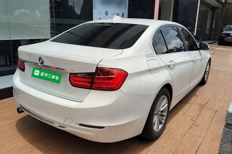 Used BMW 3 Series 2014 320Li Fashion Model Rear Right 45 Deg