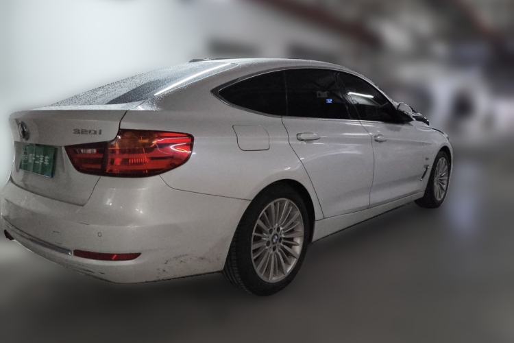Used BMW 3 Series 2014 320i Sport Edition Rear Right 45 Deg