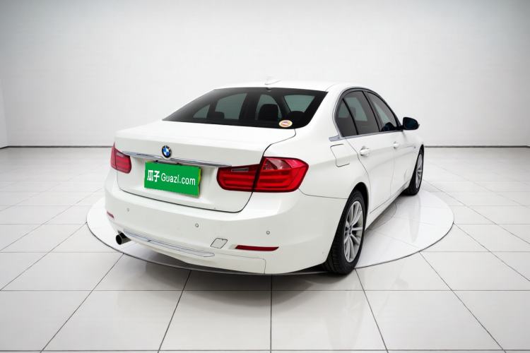 Used BMW 3 Series 2014 320Li Fashion Model Rear Right 45 Deg