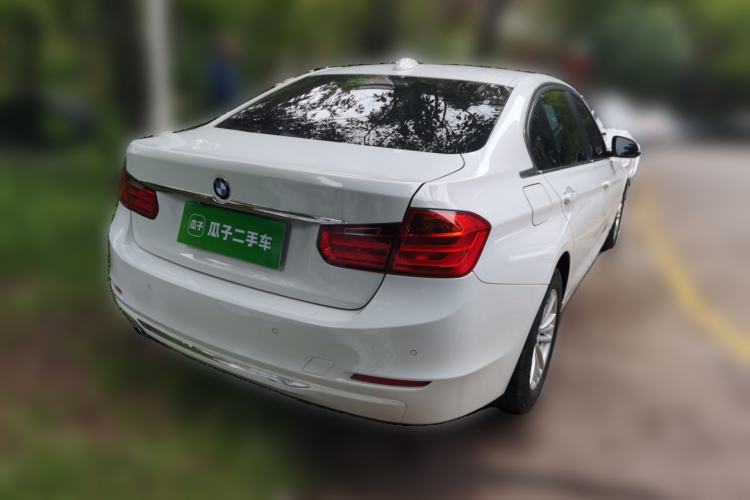 Used BMW 3 Series 2014 320Li Fashion Model Rear Right 45 Deg