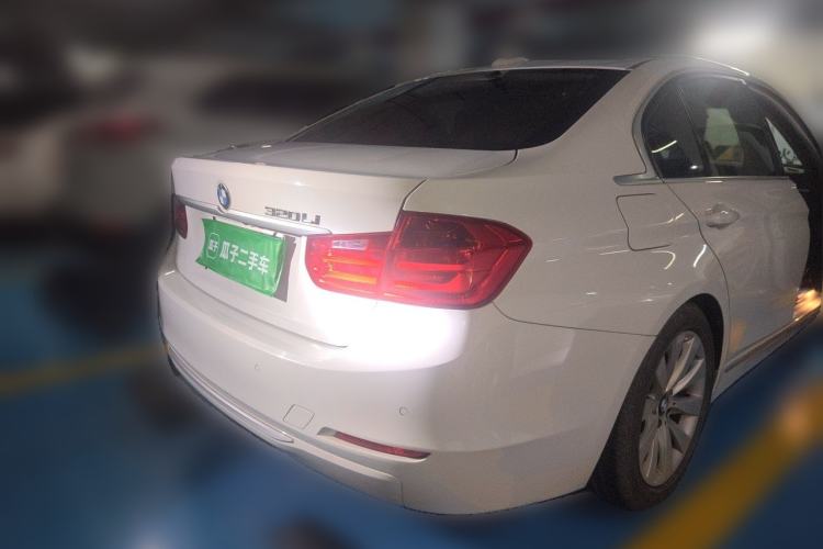 Used BMW 3 Series 2014 320Li Fashion Design Package Rear Right 45 Deg