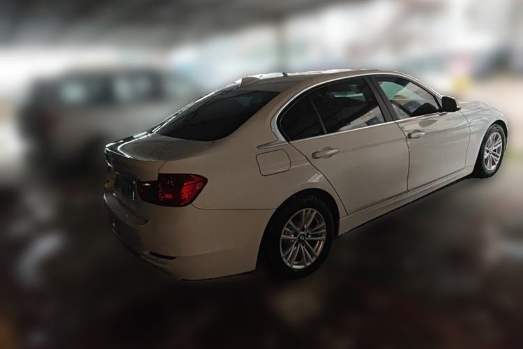Used BMW 3 Series 2014 320Li Fashion Model Rear Right 45 Deg