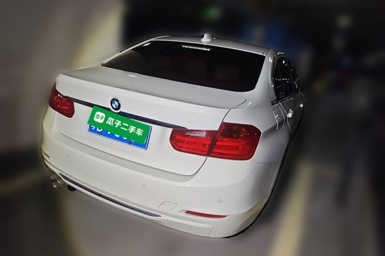 Used BMW 3 Series 2014 320Li Fashion Model Rear Right 45 Deg
