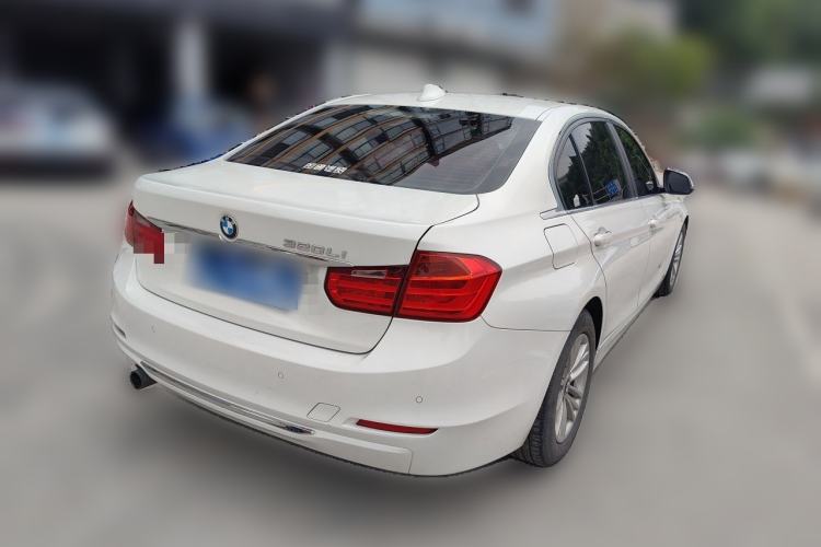 Used BMW 3 Series 2014 320Li Fashion Model Rear Right 45 Deg