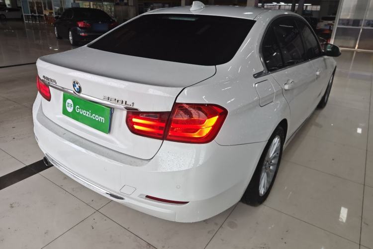 Used BMW 3 Series 2014 320Li Luxury Design Package Rear Right 45 Deg