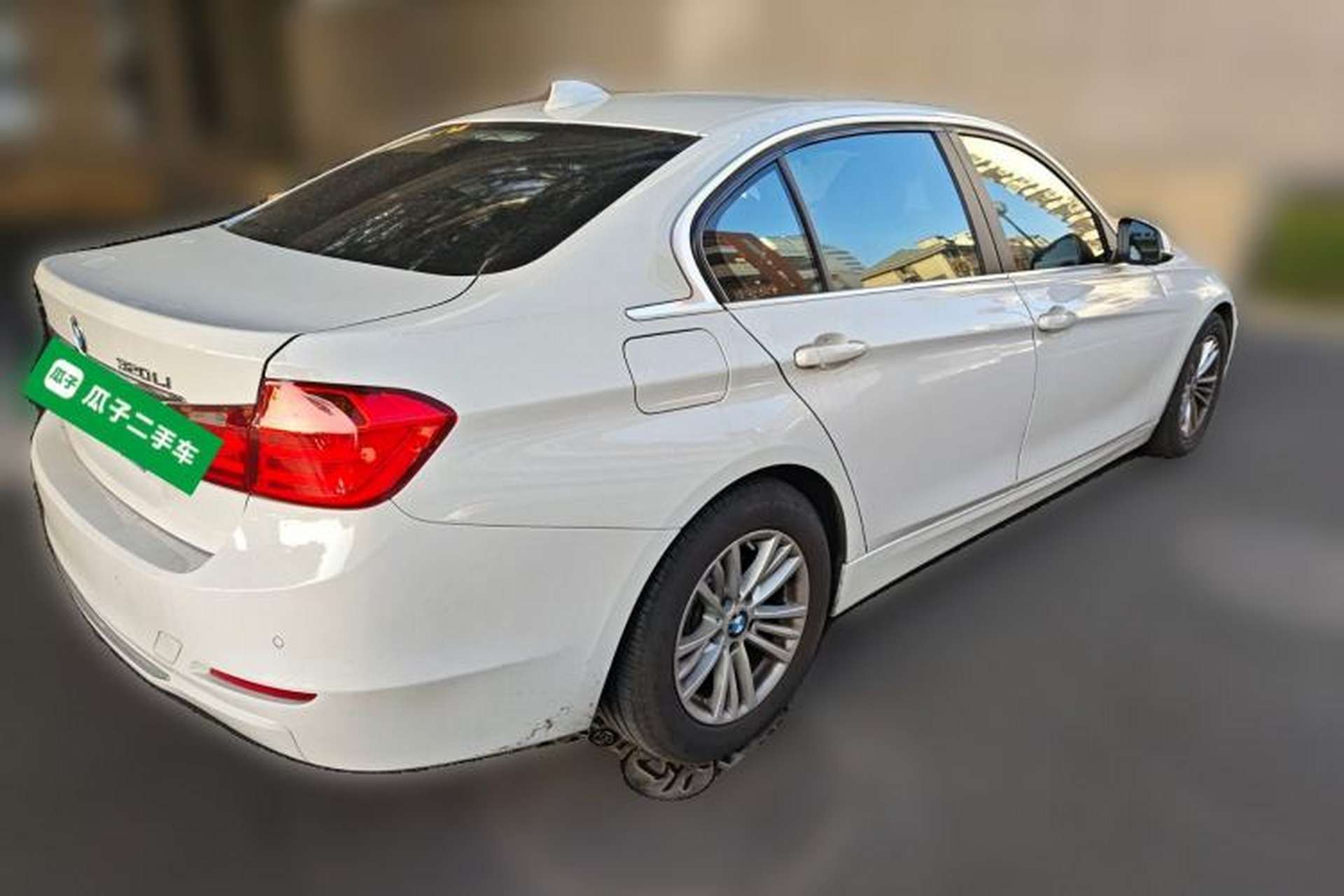 Used BMW 3 Series 2014 320Li Fashion Model Rear Right 45 Deg