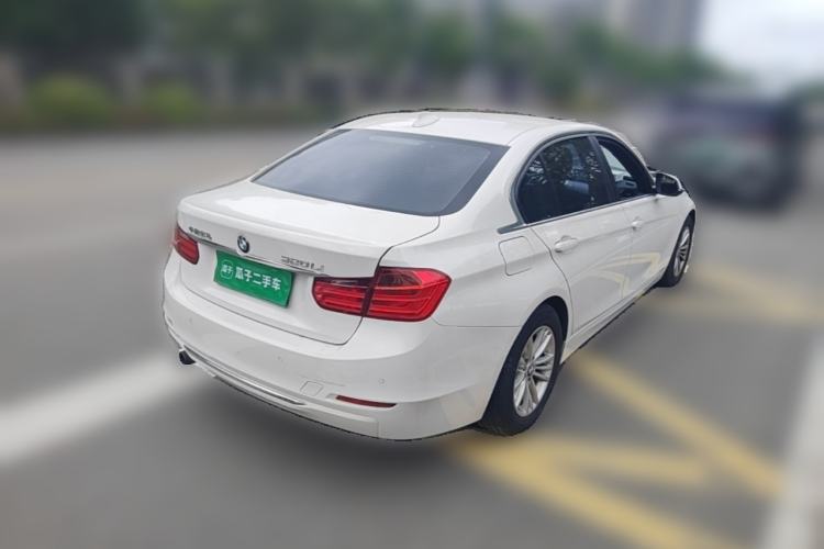 Used BMW 3 Series 2014 320i Sport Edition Rear Right 45 Deg