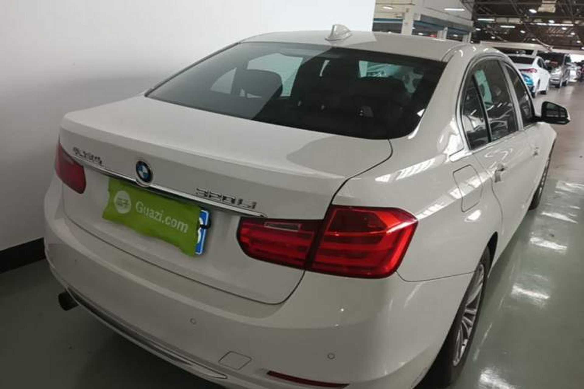 Used BMW 3 Series 2014 320Li Fashion Model Rear Right 45 Deg