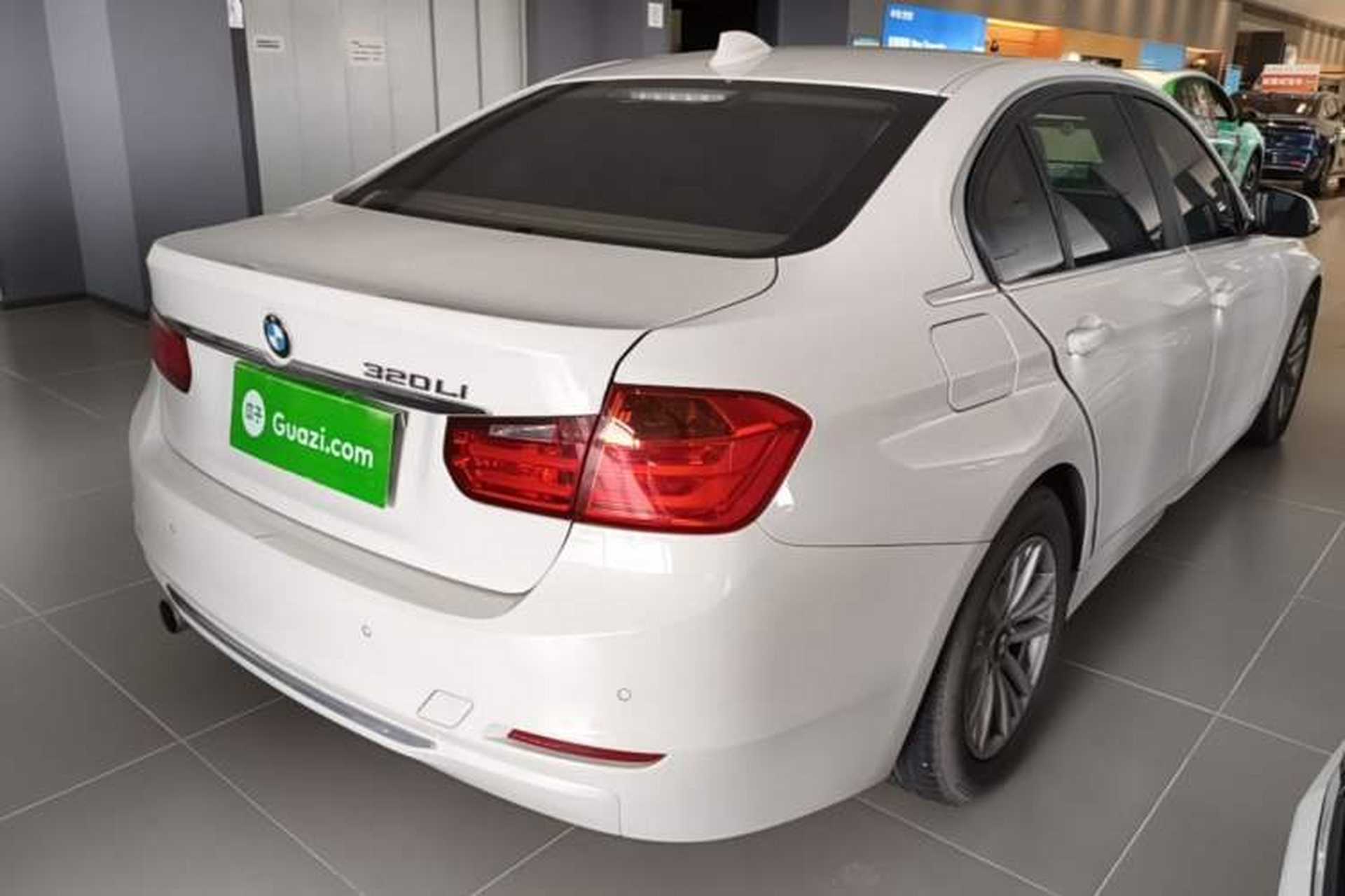 Used BMW 3 Series 2014 320Li Fashion Model Rear Right 45 Deg