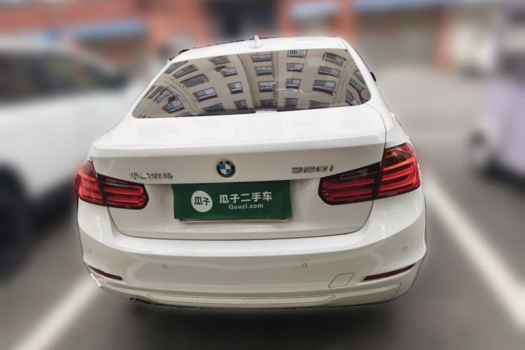 Used BMW 3 Series 2014 320i Sport Edition Rear