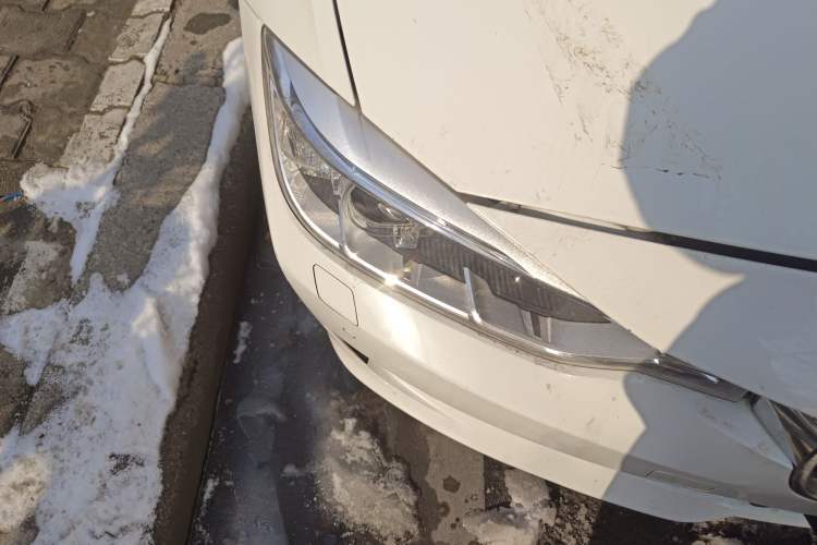 Used BMW 3 Series 2014 320Li Fashion Model Right Front Headlight