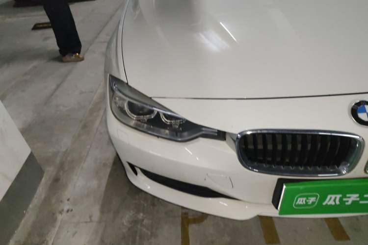 Used BMW 3 Series 2014 320i Sport Edition Right Front Headlight