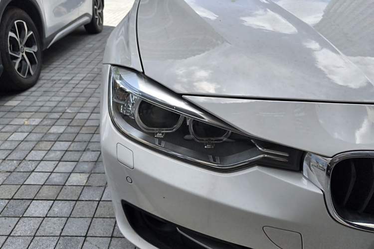 Used BMW 3 Series 2014 328i xDrive Sport Design Package Right Front Headlight