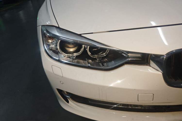 Used BMW 3 Series 2014 320Li Fashion Model Right Front Headlight